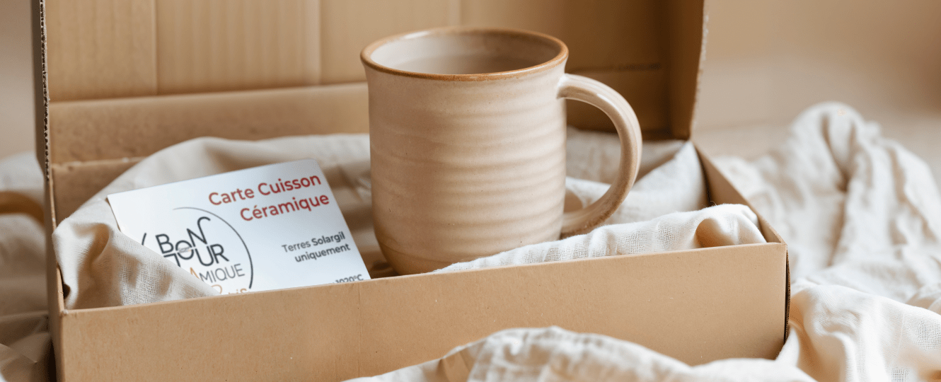 Forfait cuisson céramique Paris 11. Carte 1, 2 ou 3 fours modulables. Service professionnel depuis 2014. Faïence, grès, émaux jusqu'à 1020°C. Tarif préférentiel.